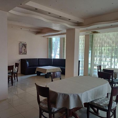 Интернационал Hotel Kulata Kültér fotó