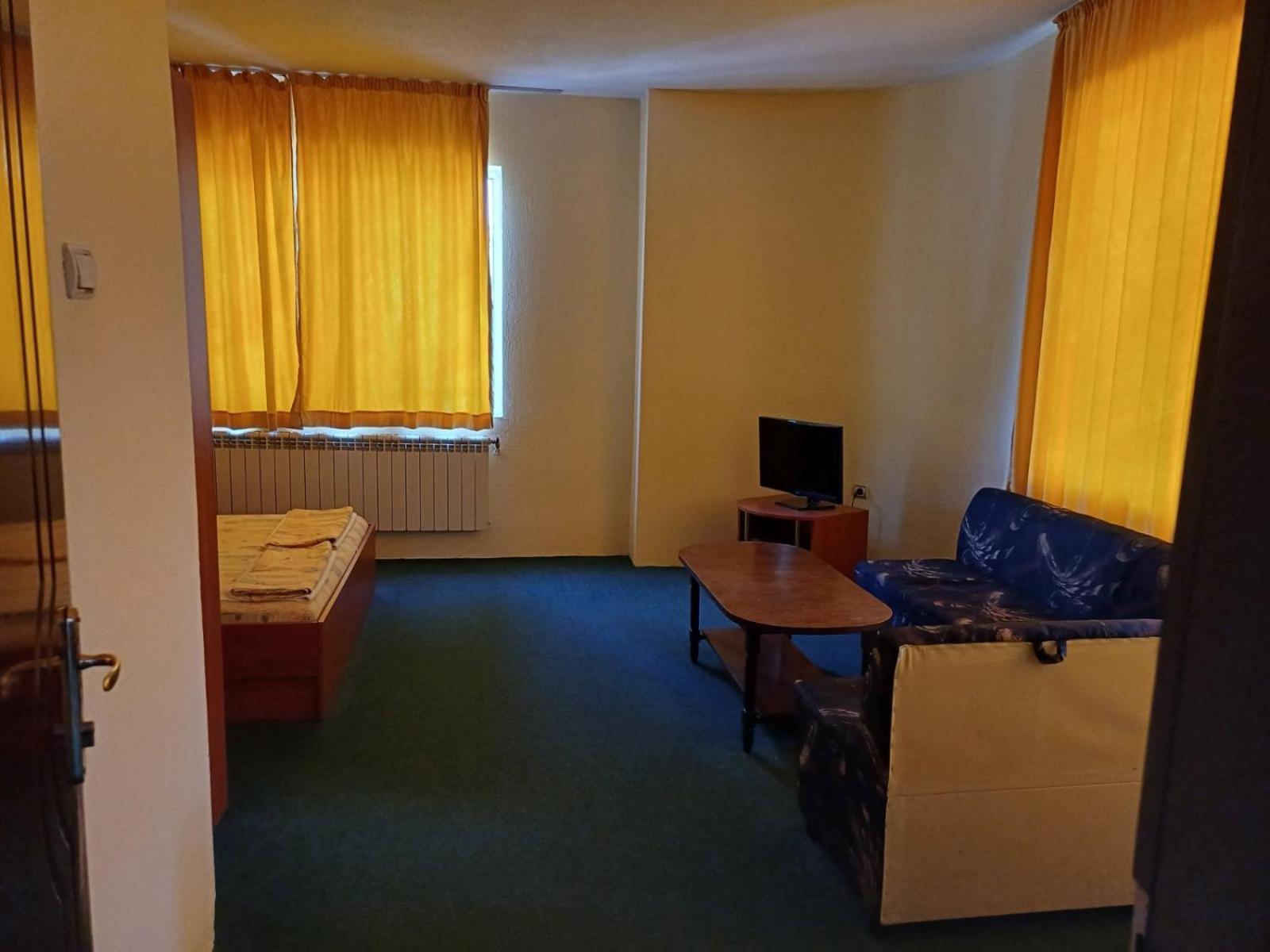 Интернационал Hotel Kulata Kültér fotó